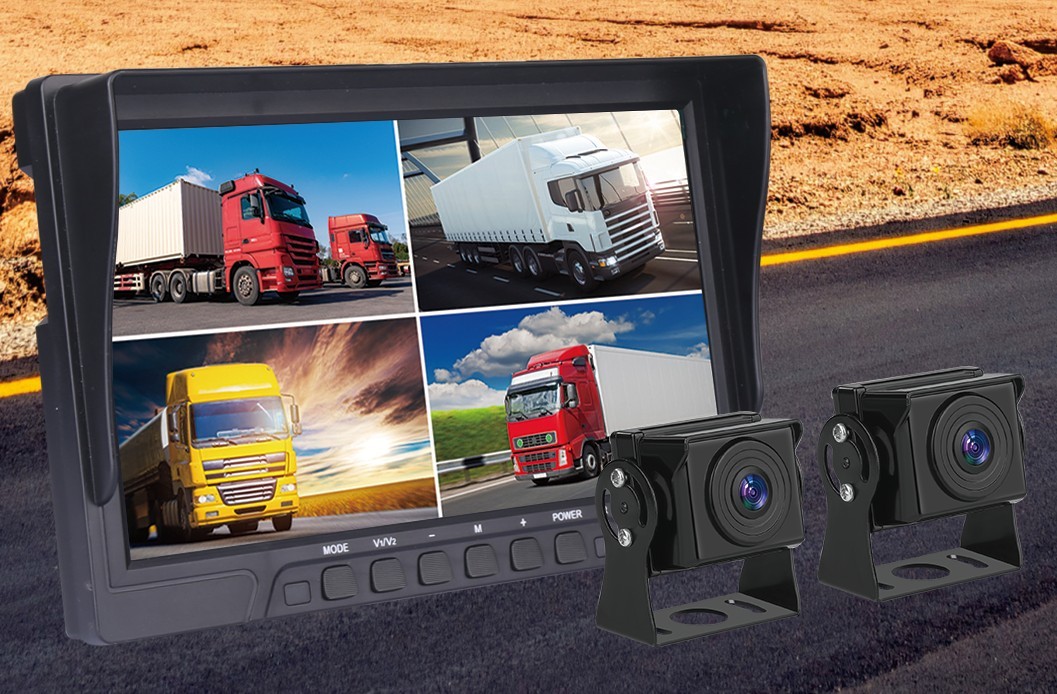 LCD bilmonitor viser 4 kameraer